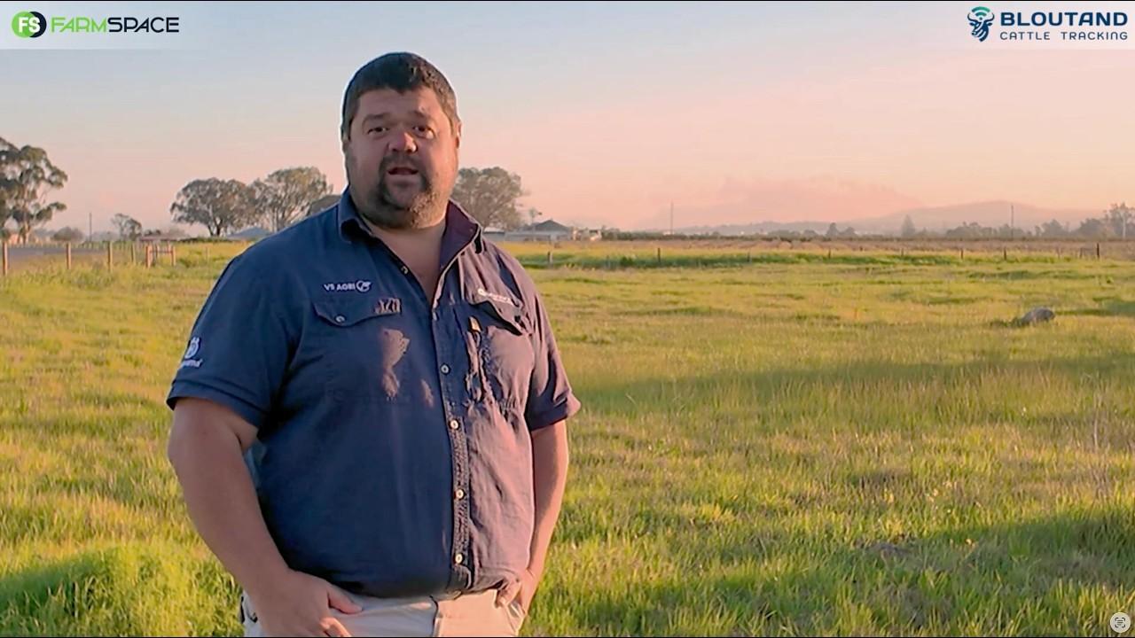 Arme Jan van Riebeeck… nou kry hy selfs die skuld vir bek-en-klouseer. 😅