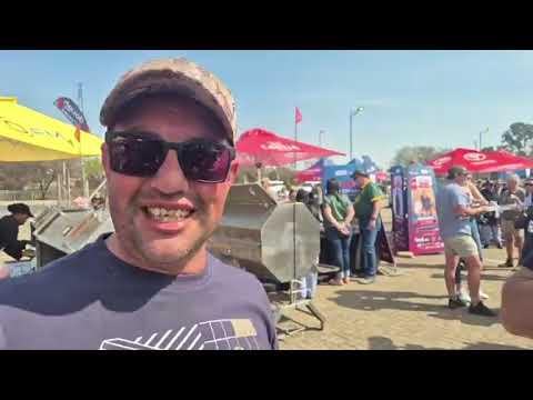 Dinge loop hier by Lamb Champs Bloemfontein!